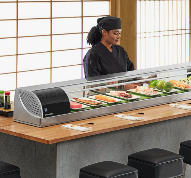 Как витрины для суши сохраняют свежесть ингредиентов?
